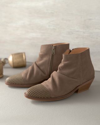 garnet hill born boots
